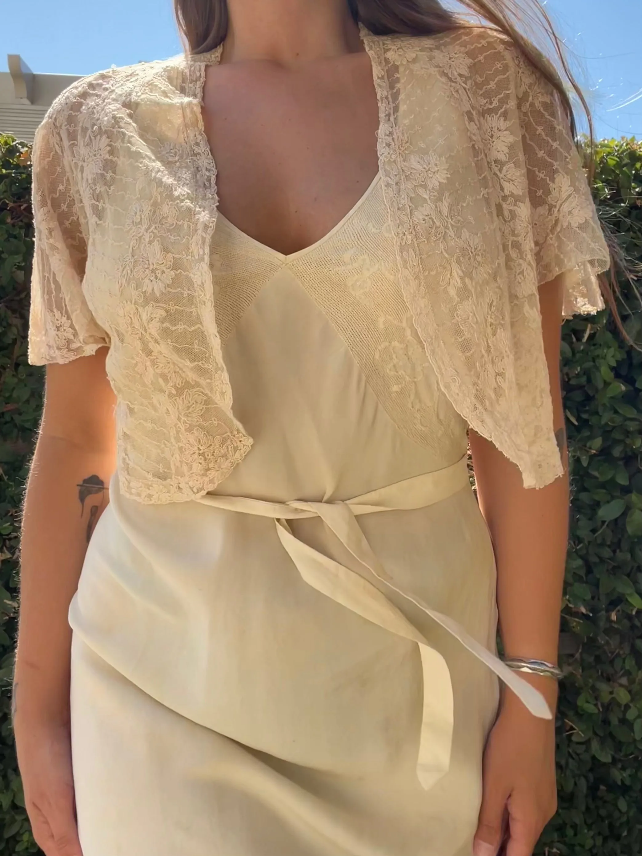 1930s Flutter Sleeve Ecru Tambour Lace Bolero