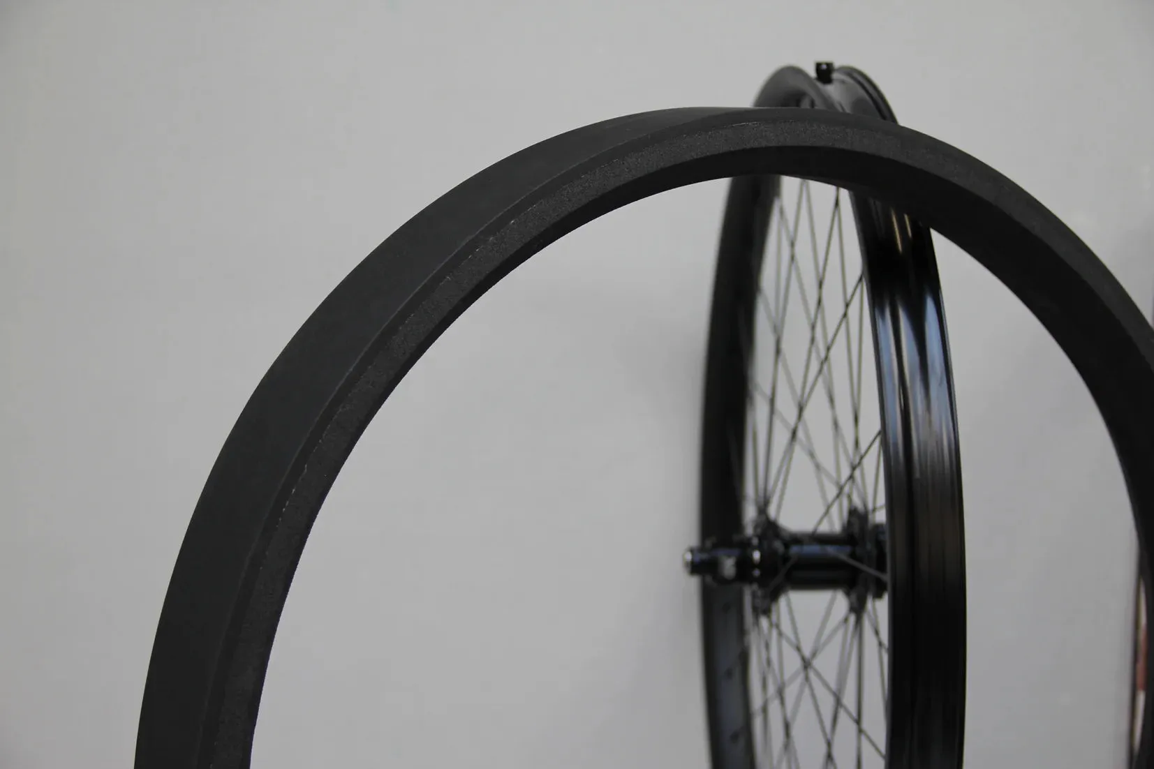 29" RIMPACT PRO V2 SET 44MM VALVES