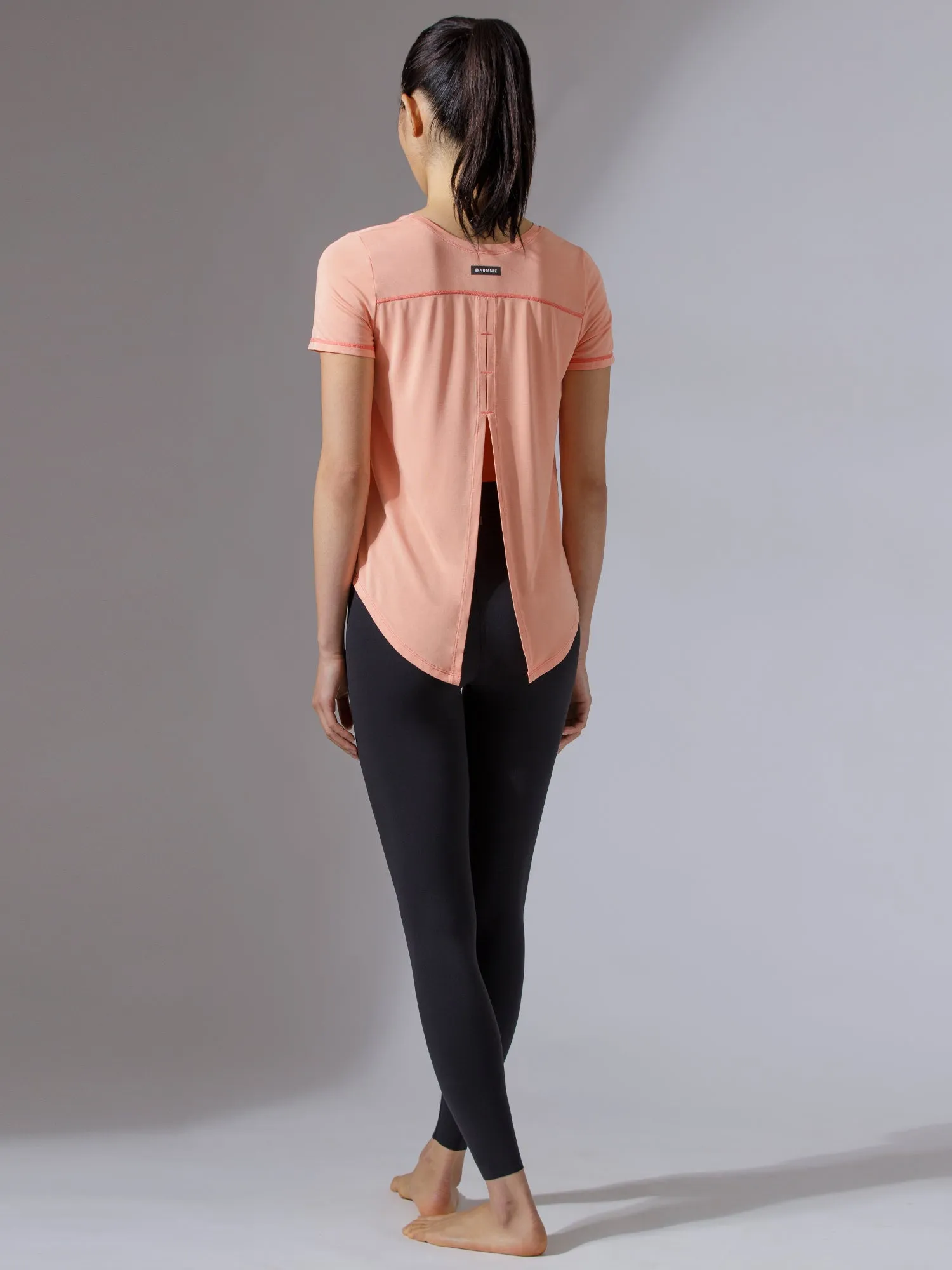 BACK TIE EVERYDAY SHORT SLEEVE TEE