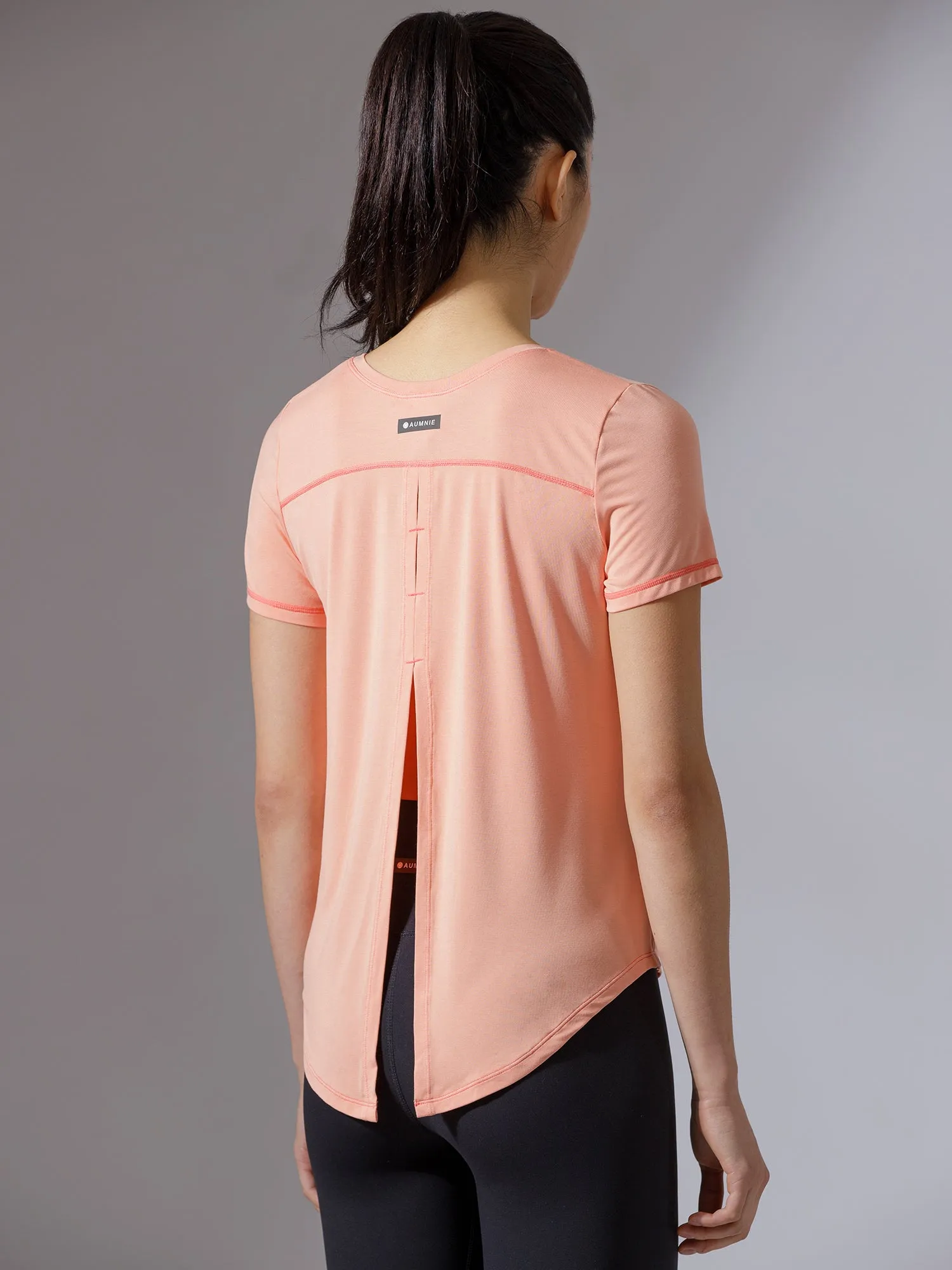 BACK TIE EVERYDAY SHORT SLEEVE TEE