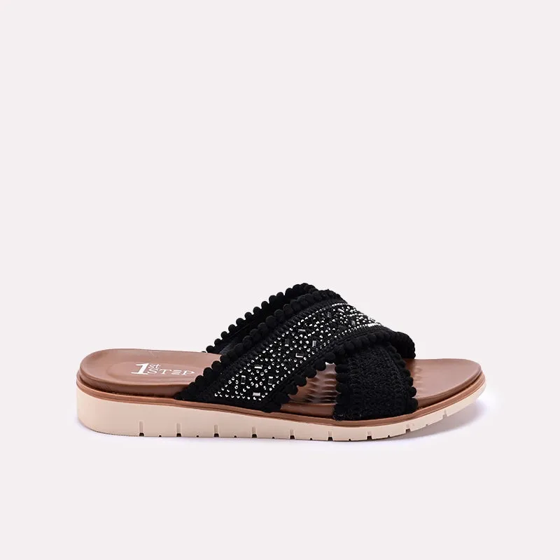 Black Comfy Criss Cross Slides 0413222