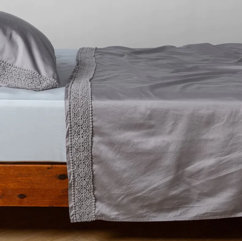 Bria Flat Sheet with Novola Lace