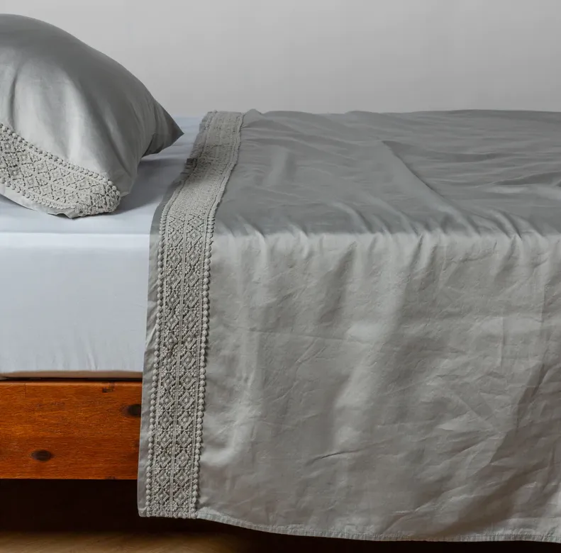 Bria Flat Sheet with Novola Lace