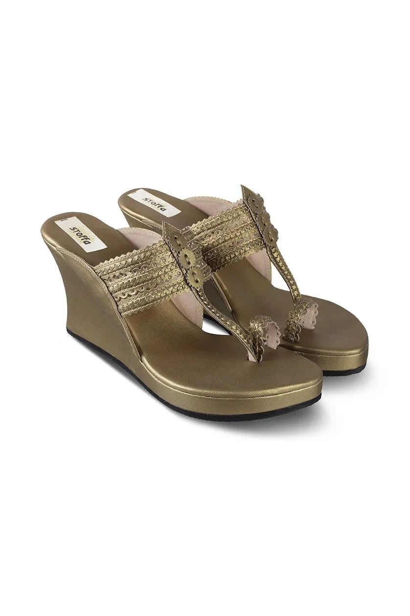 Classic High K Wedge Camel