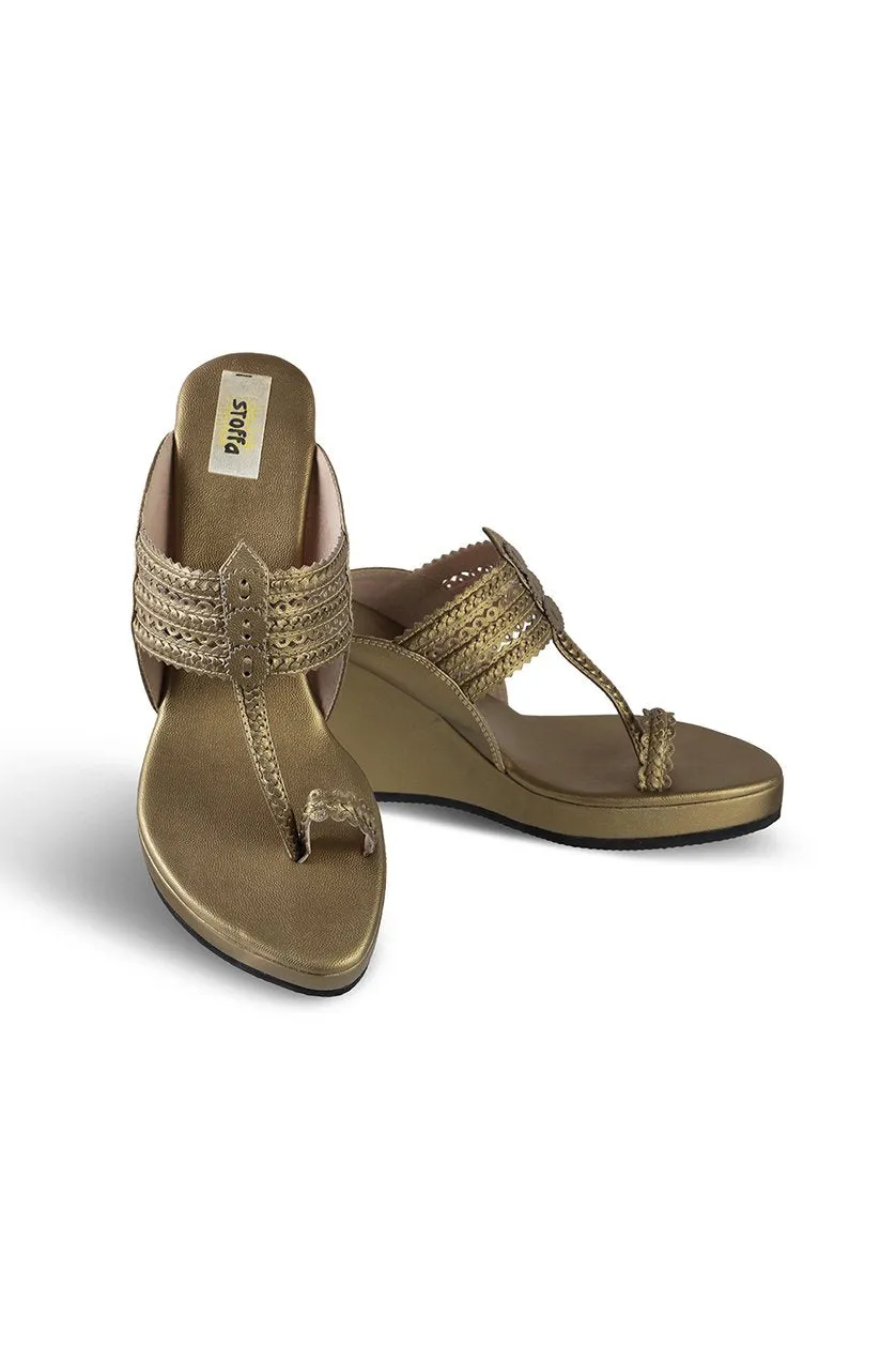 Classic High K Wedge Camel