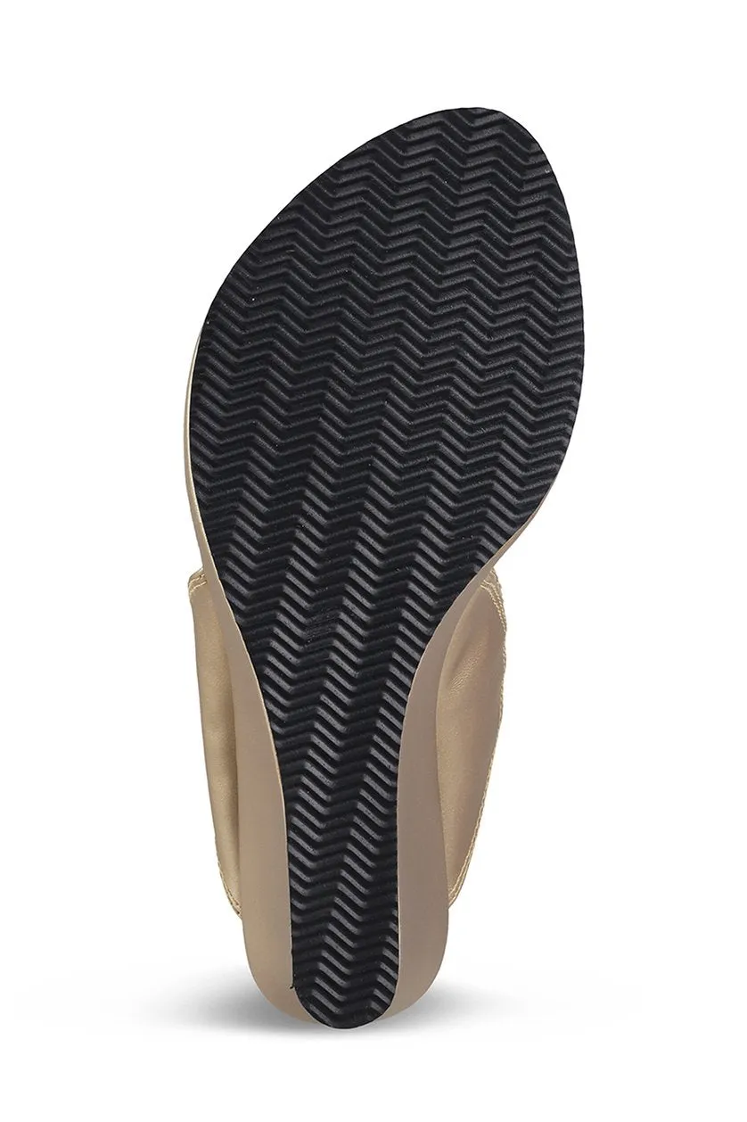 Classic High K Wedge Camel