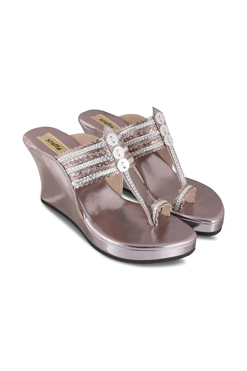 Classic High K Wedge Camel