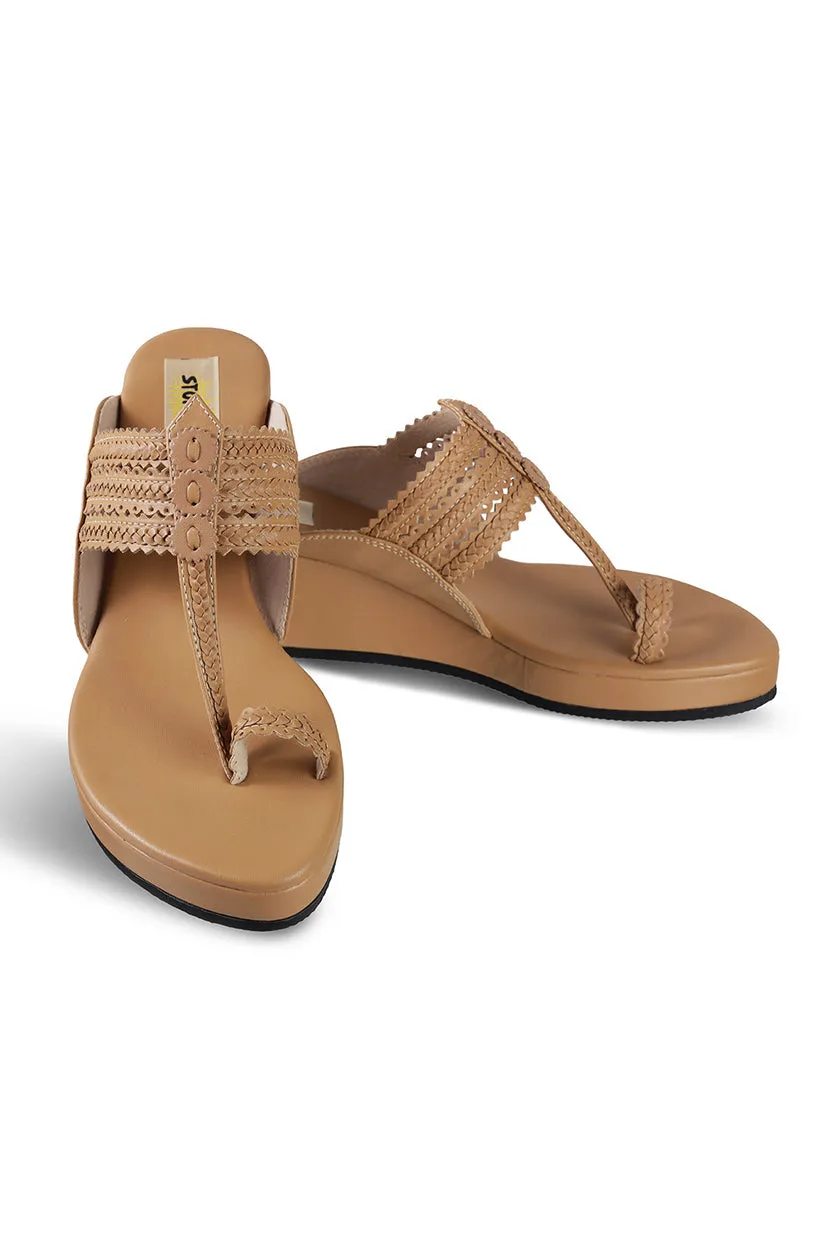 Classic Low K Wedge Antique Gold