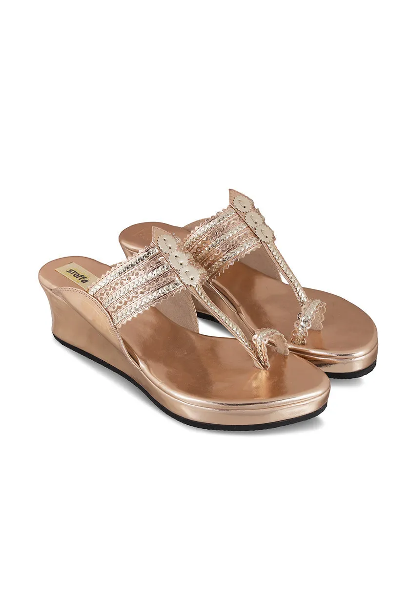 Classic Low K Wedge Antique Gold