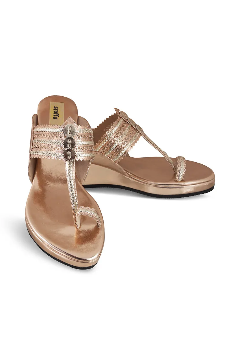 Classic Low K Wedge Antique Gold