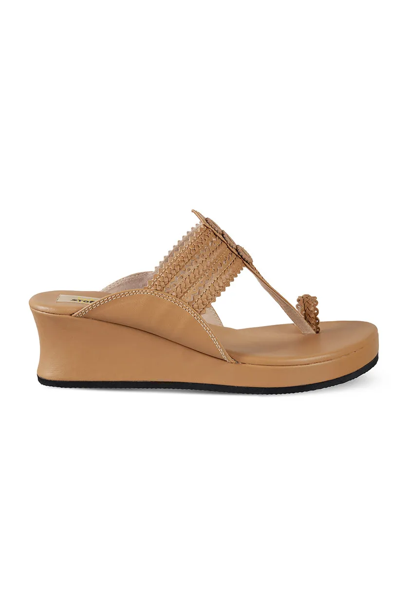 Classic Low K Wedge Antique Gold