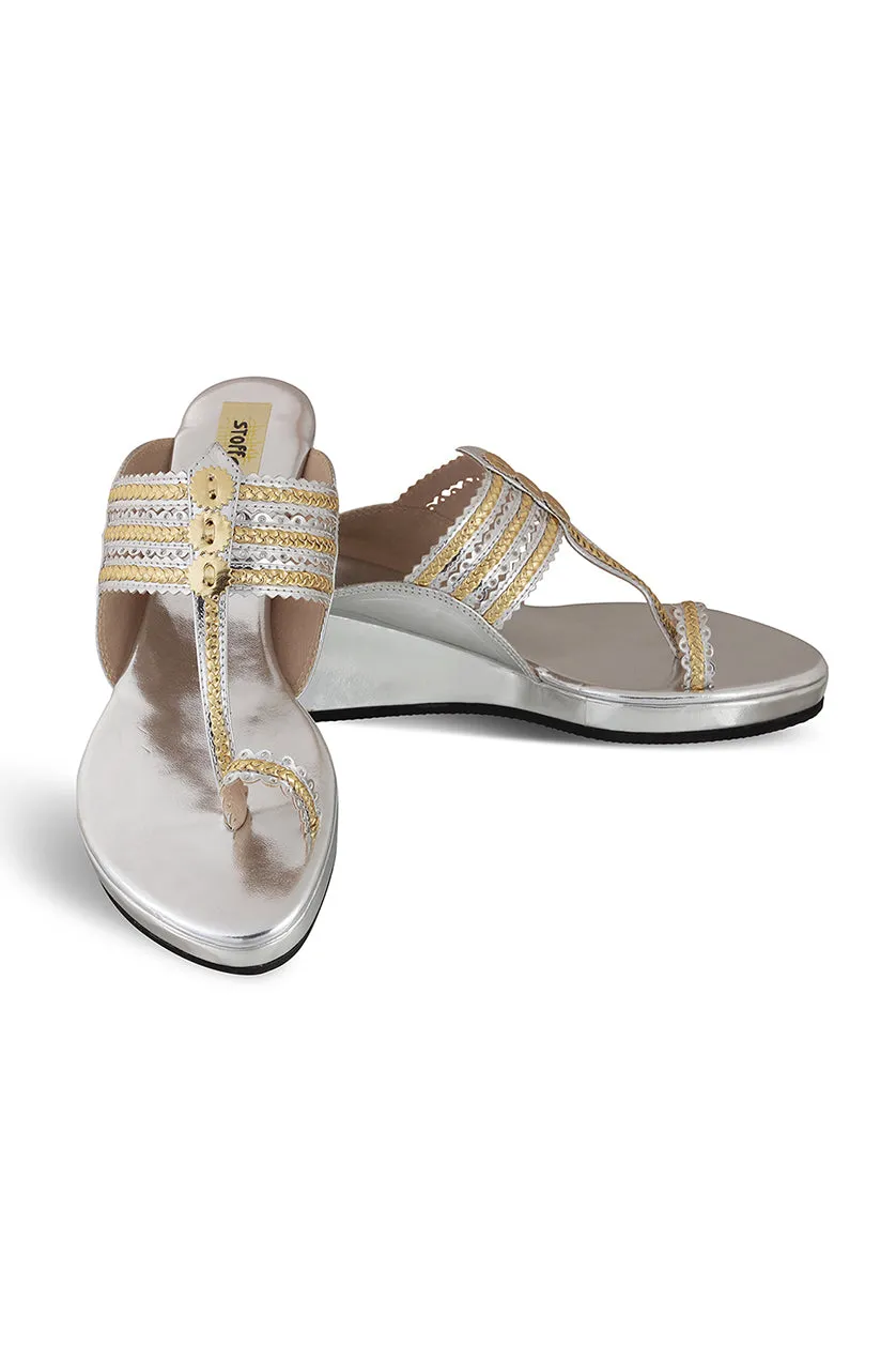 Classic Low K Wedge Antique Gold