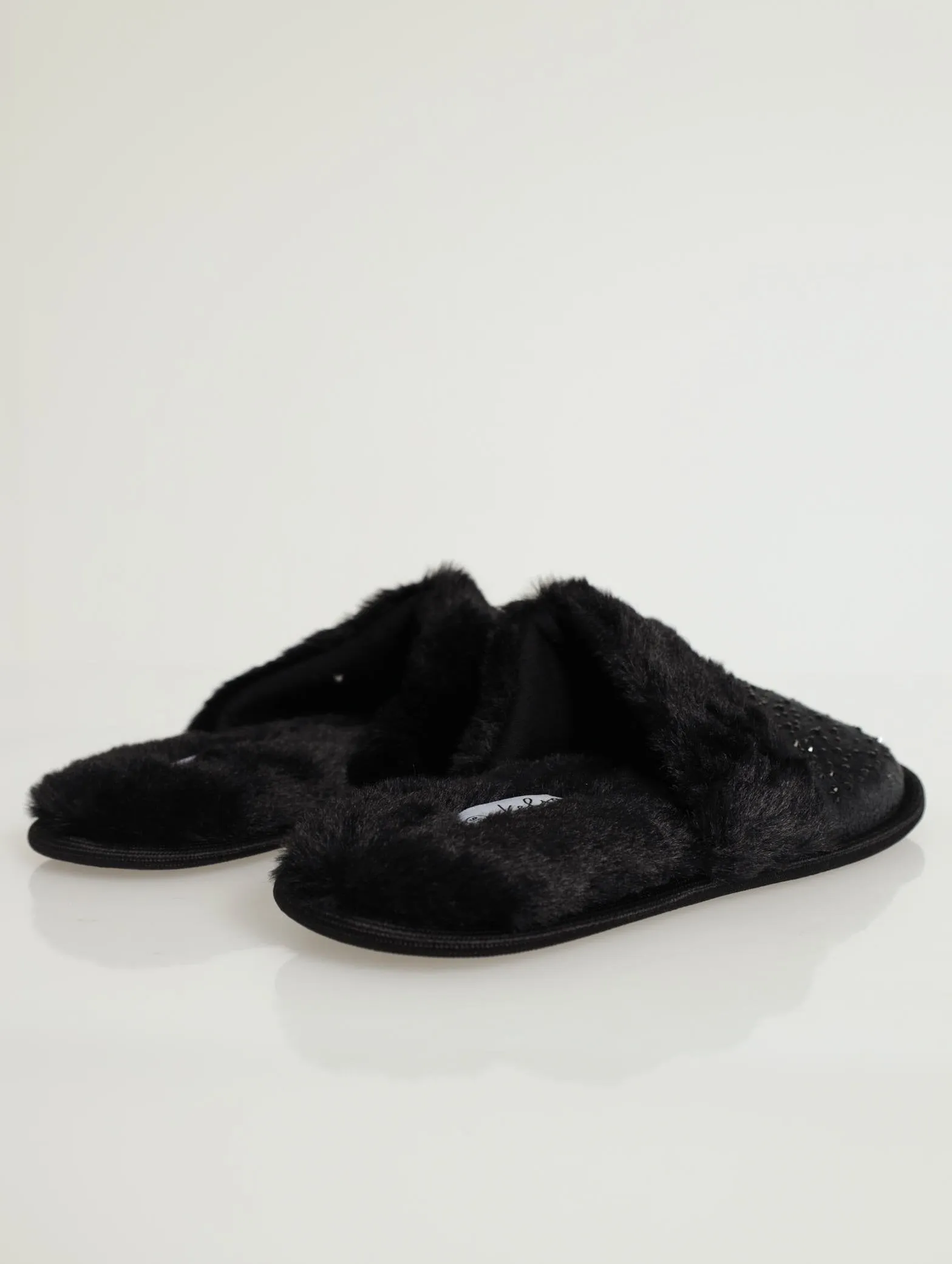 Closed Toe Full Embellished Slipper With Fur - Black