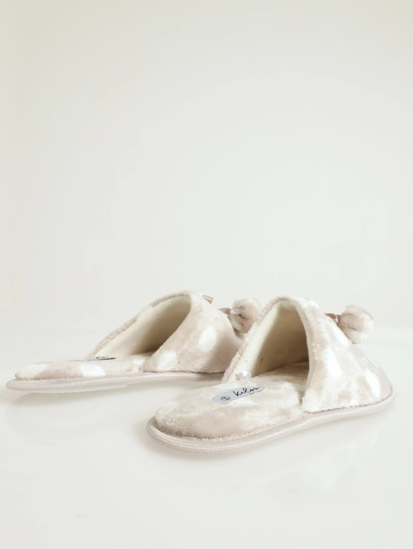 Closed Toe Slipper With Pom Pom Trim - Grey