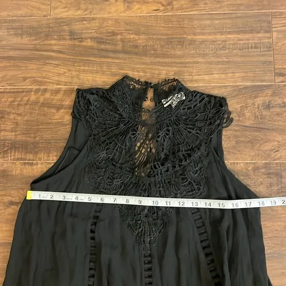 Entro Babydoll Midi with Back Keyhole Button, Sz. S.