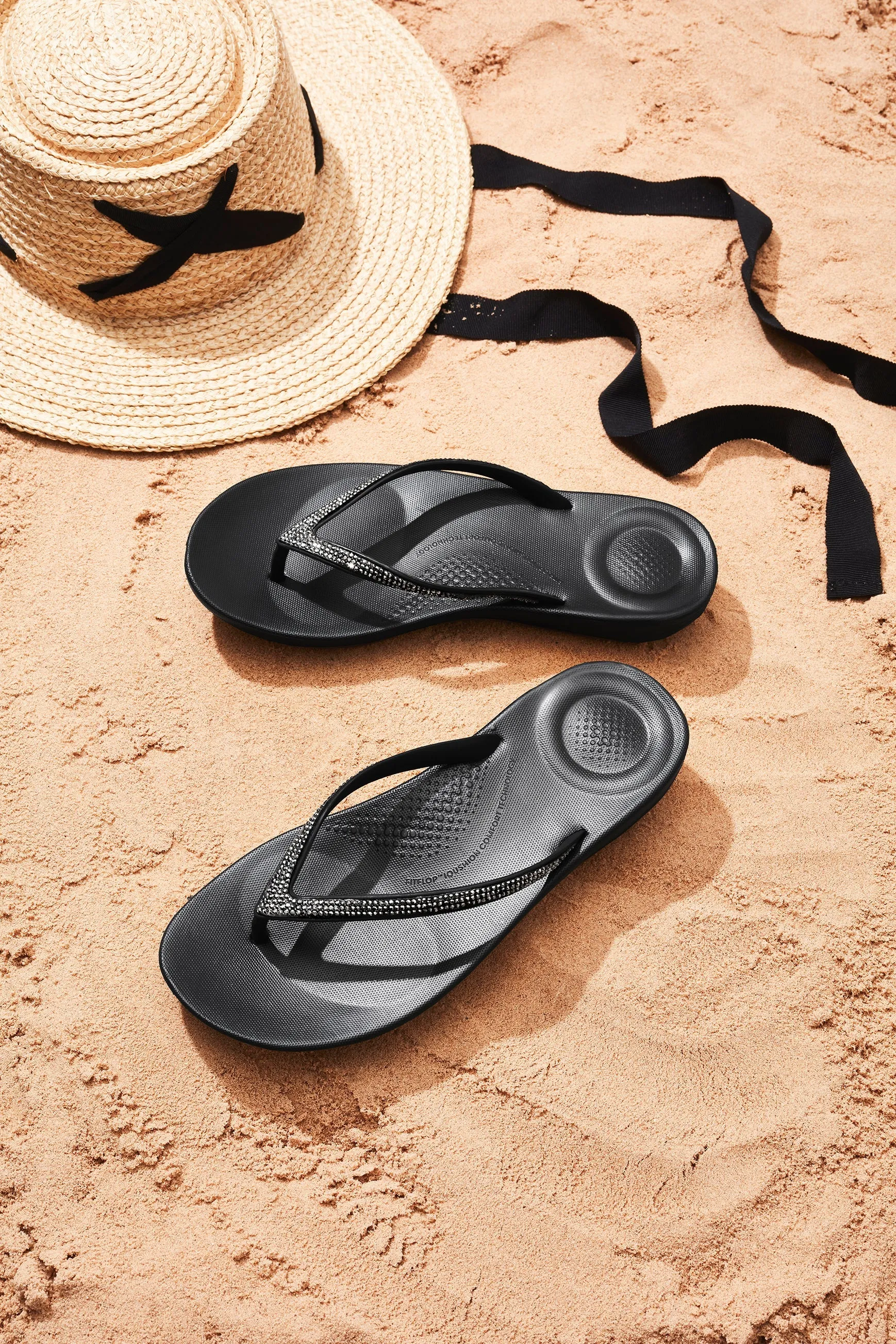 FitFlop IQUSHION Sparkle Flip-Flops