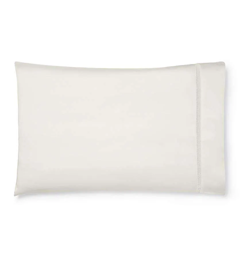 Giza 45 Trina Pillowcase Pair by Sferra