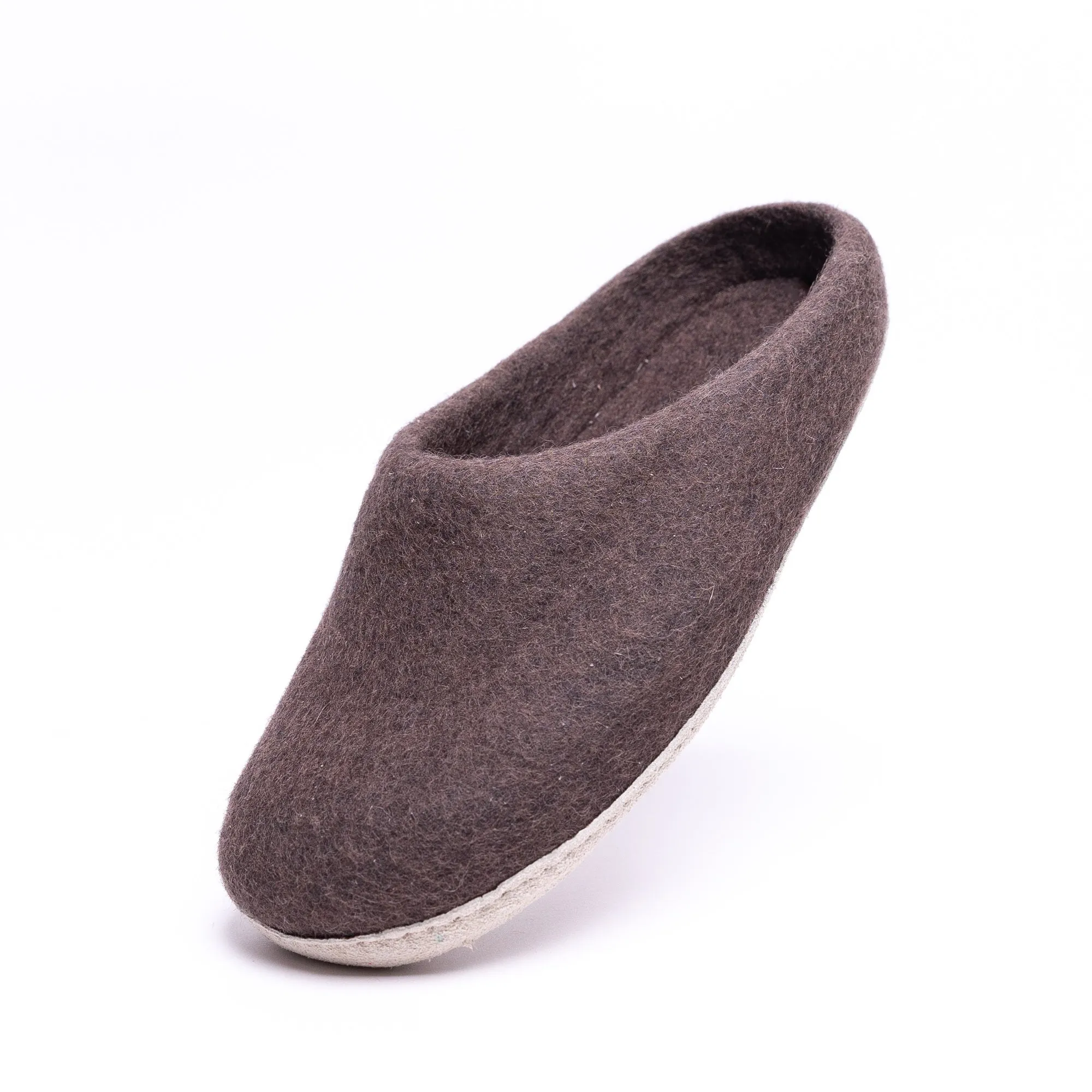 KUUMA – Dark Brown Wool Felt Slippers for Men Handmade, Cozy, Non-Slip