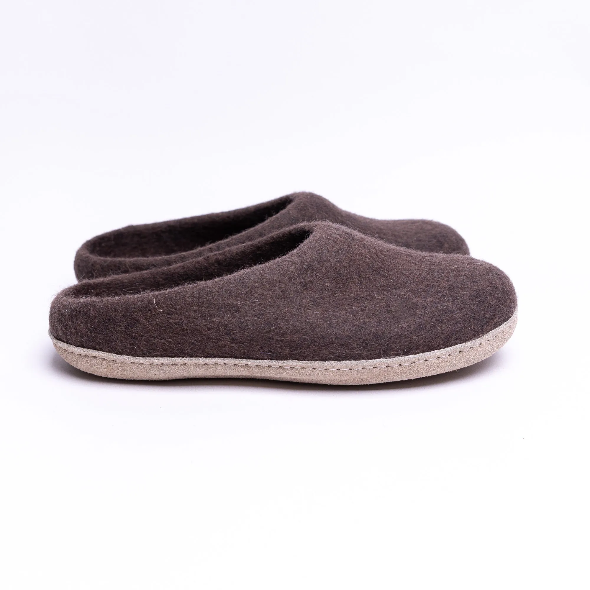 KUUMA – Dark Brown Wool Felt Slippers for Men Handmade, Cozy, Non-Slip