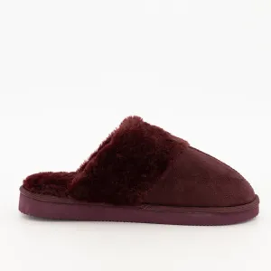 Ladies-Comfort Fur Closed Toe Slipper - Burgundy