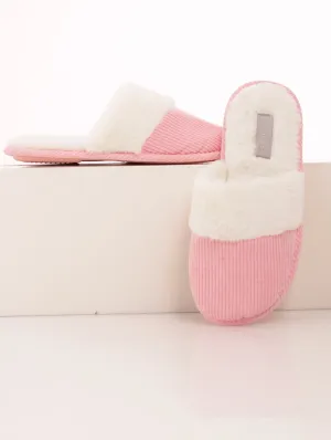 Ladies Lined Fur Closed Toe Slipper - Light Pink