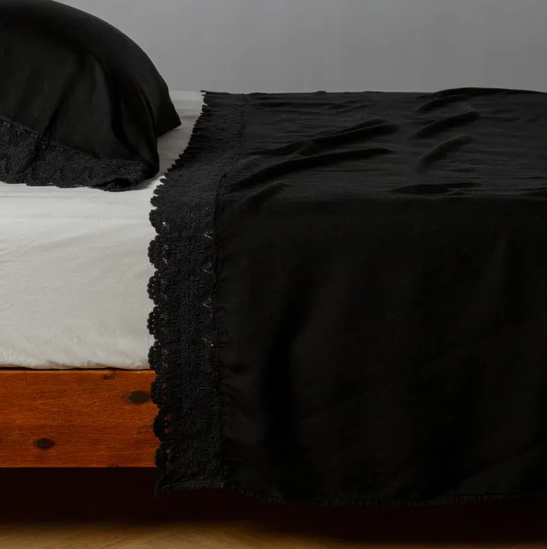 Madera Luxe Flat Sheet with Donella Lace