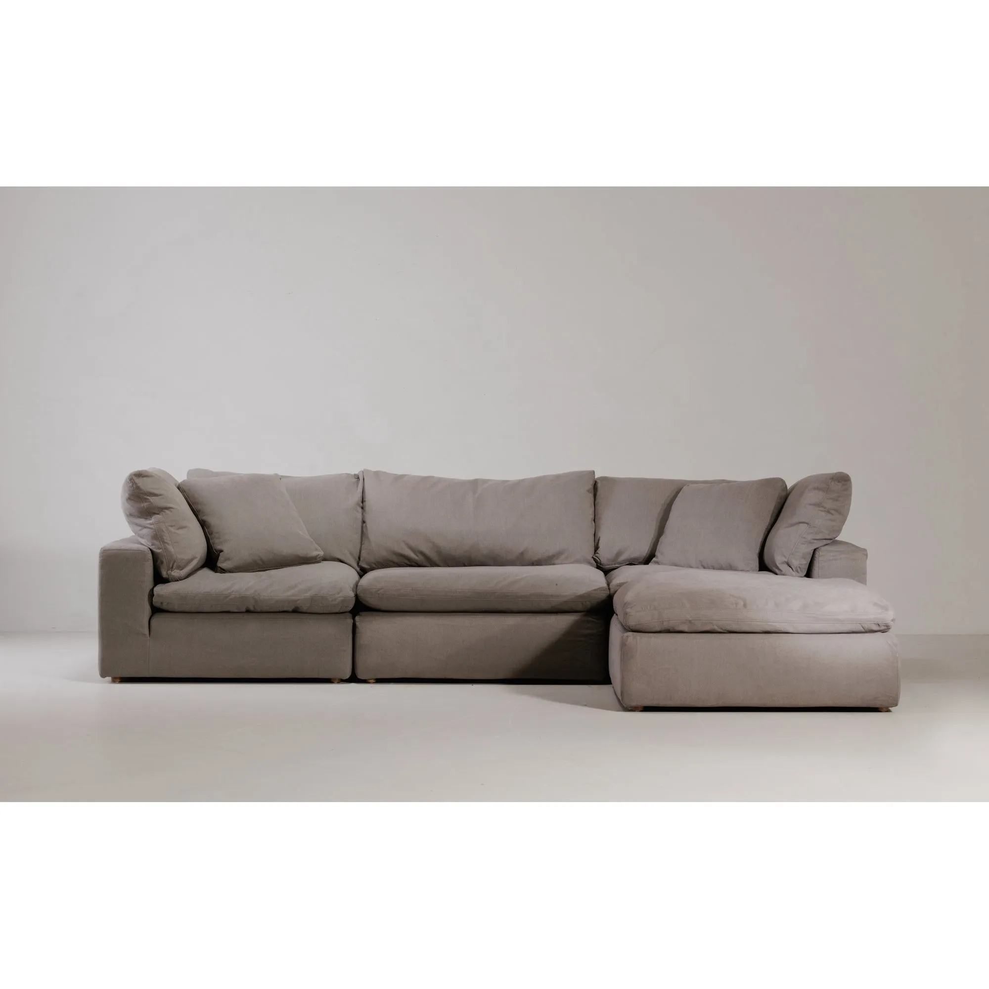 Moe's Home Collection Clay Lounge Modular Sectional ~ Light Grey LiveSmart Performance Fabric