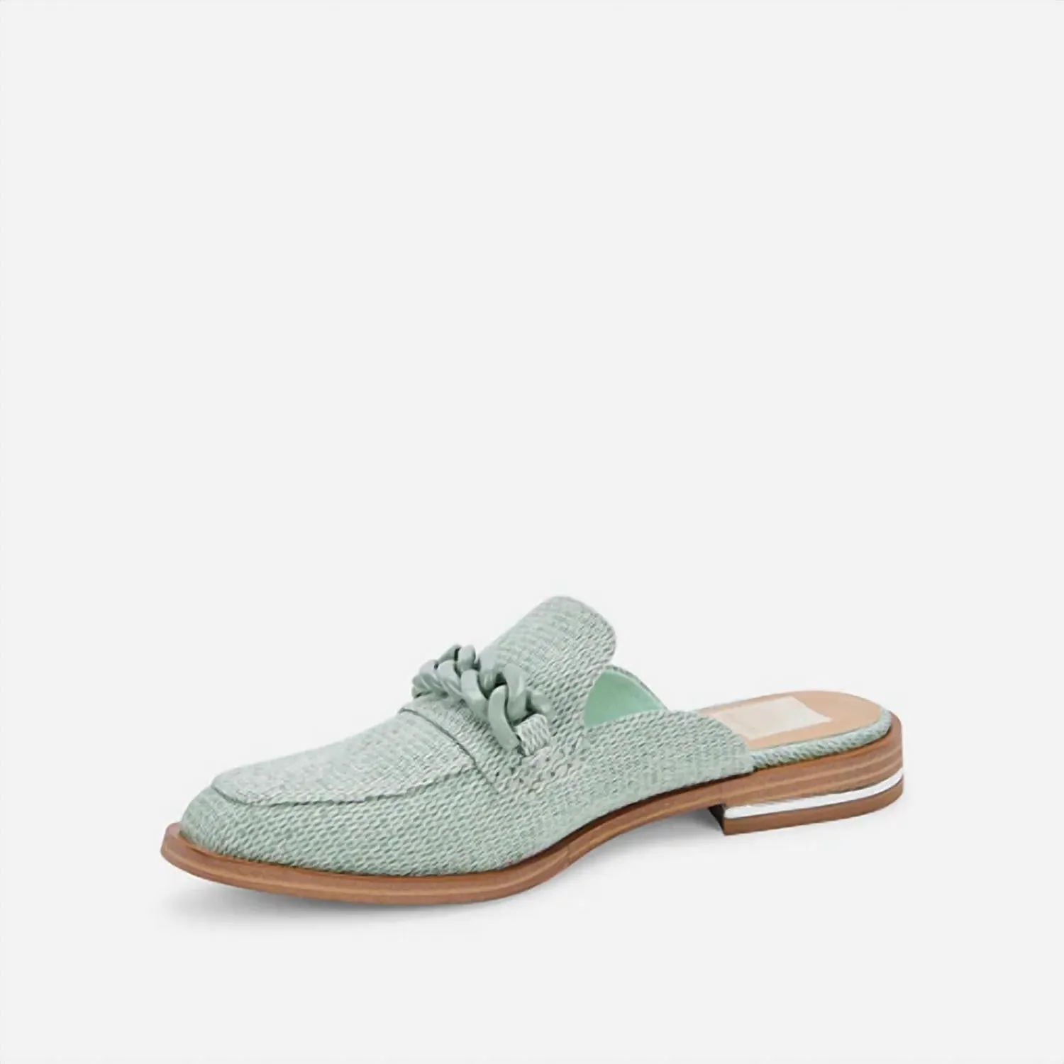 Pela Flats