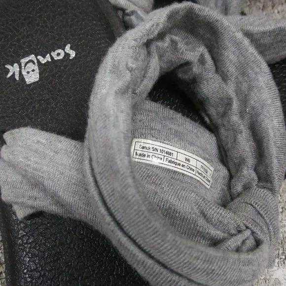 SANUK Black Gray Thong Sandal Sz W 6