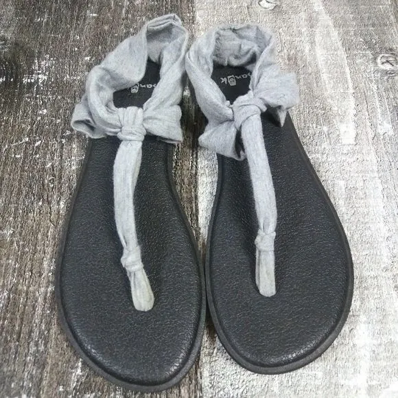 SANUK Black Gray Thong Sandal Sz W 6