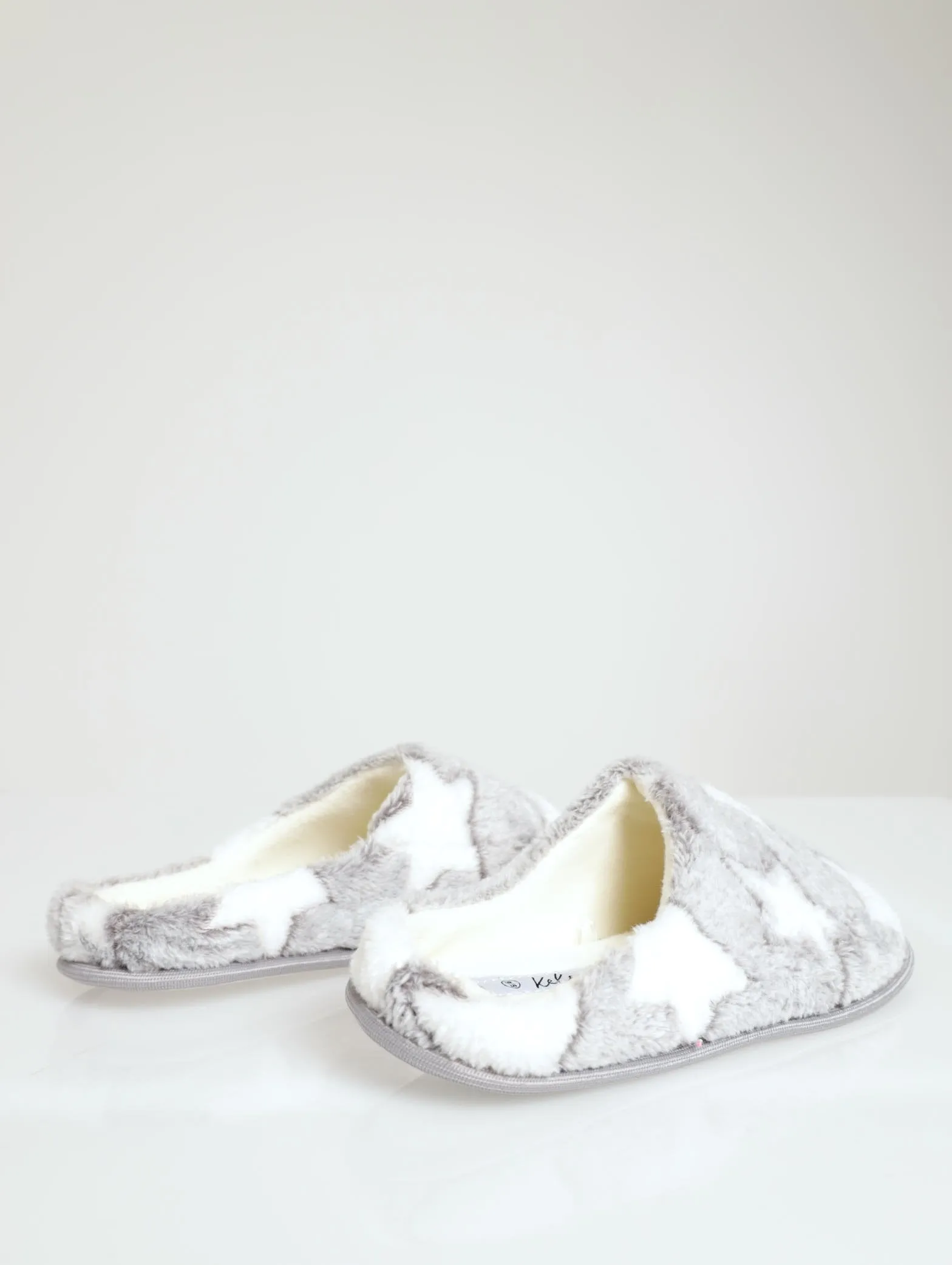 Star Full Closed Slipper