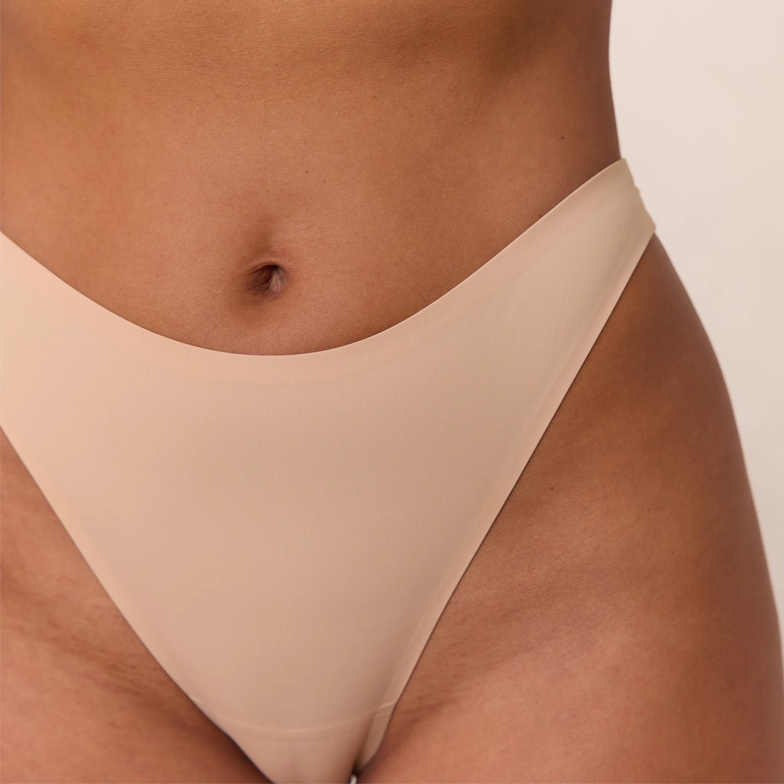 String Everyday Form - Sable
