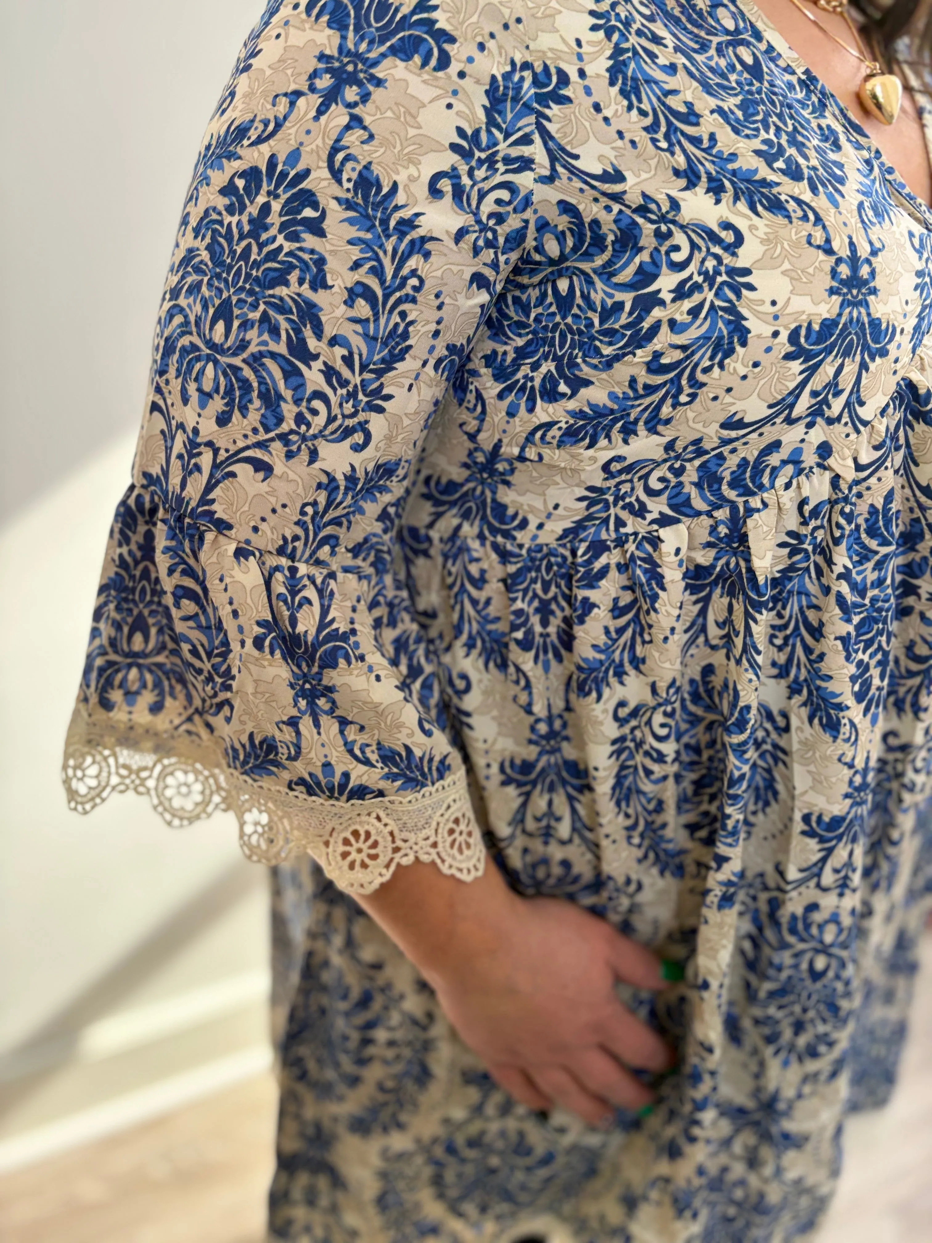 Vintage Charm Lace Dress